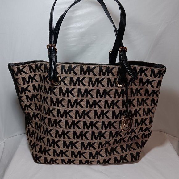 MICHAEL KORS Jet Set Signature Grab Bag Tote Tan/Black Jacquard and Leather - Picture 2 of 12